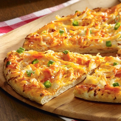 Shredded buffalo chicken pizza